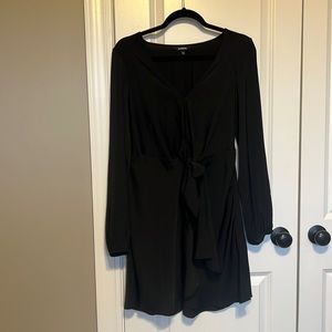 NWOT EXPRESS SIZE M BLACK DRESS